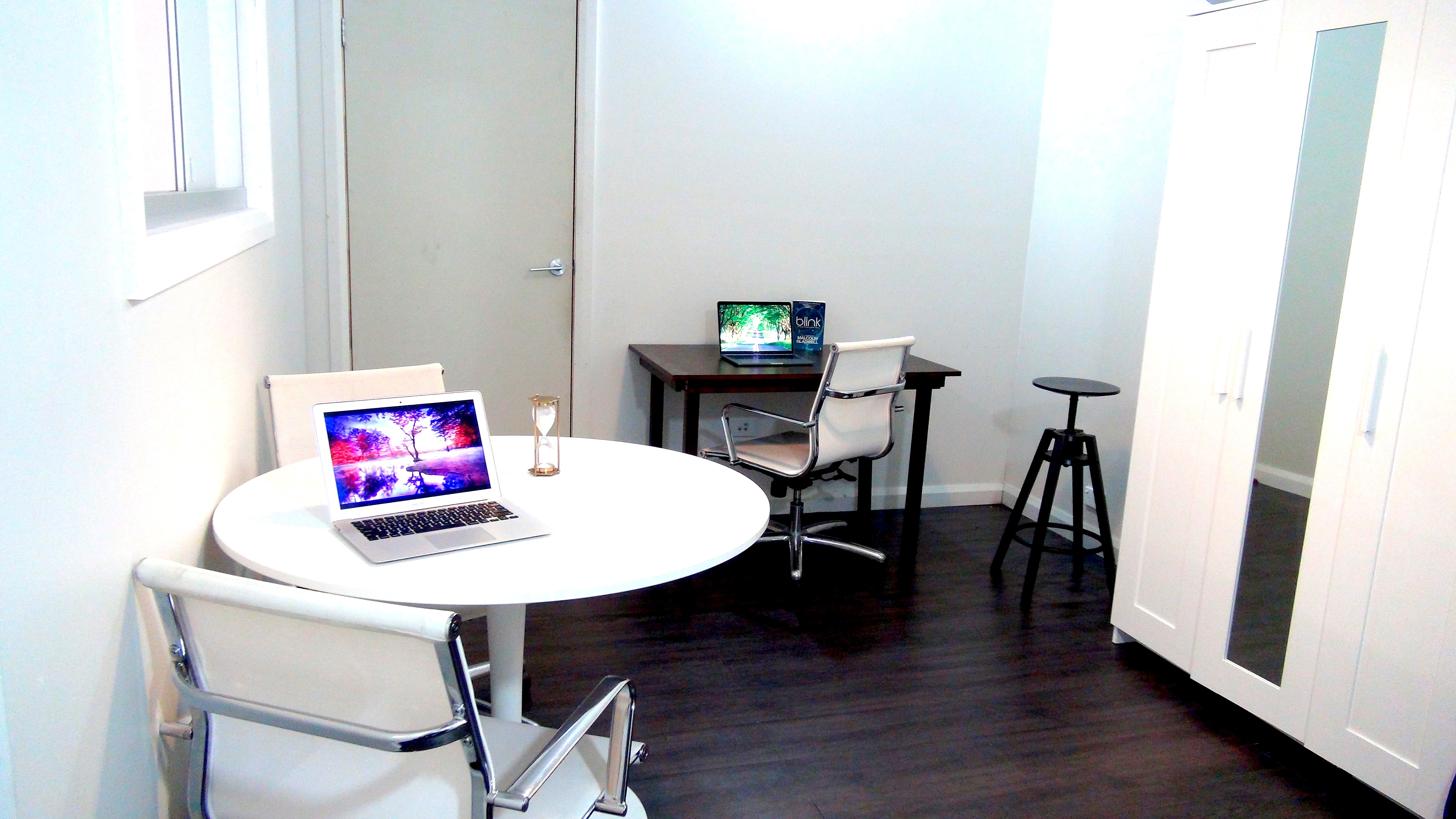 PYRMONT CREATIVE HUB - HOT DESKS