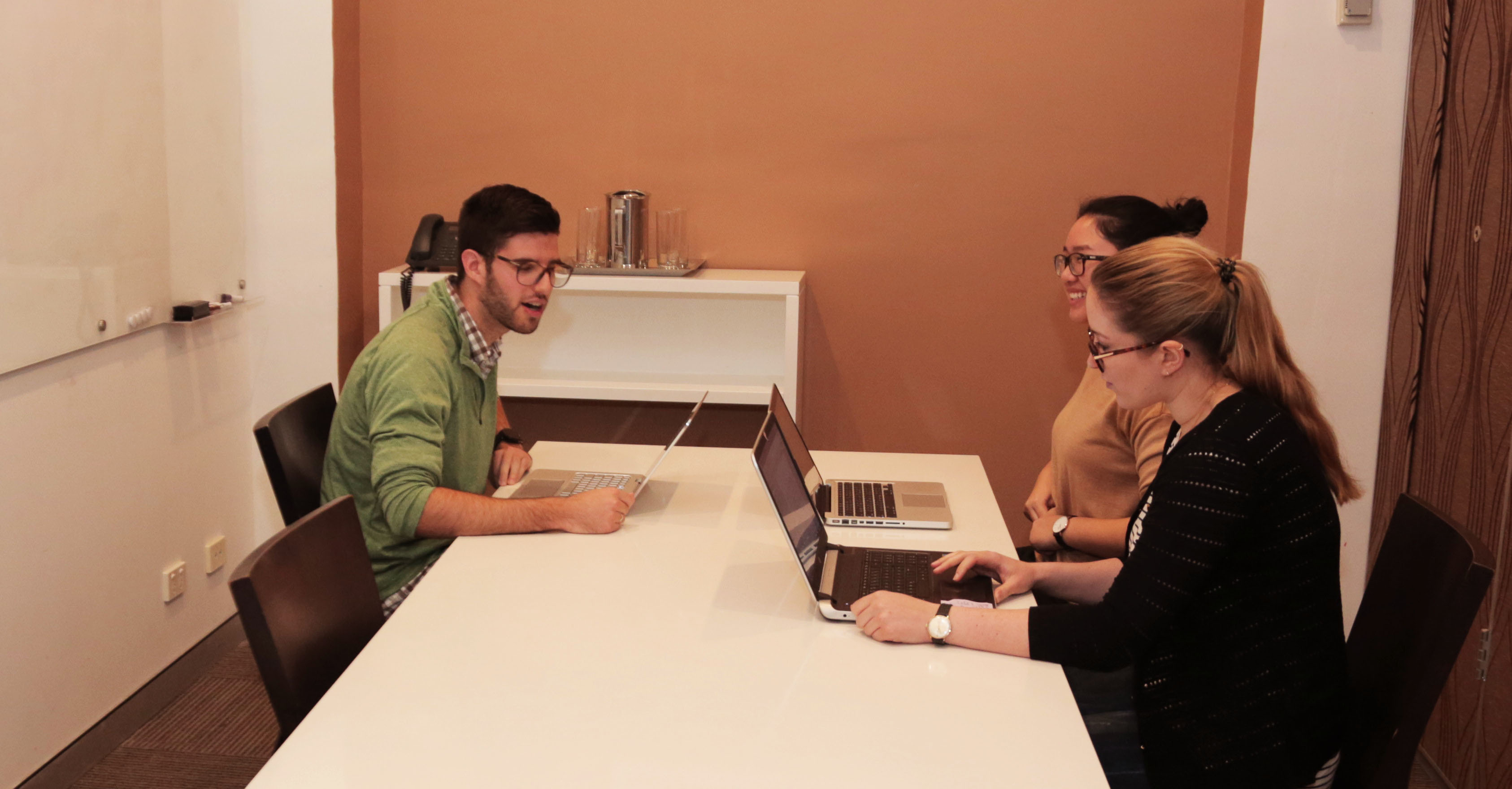 Coworking Hot Desk Coworking Hot Desk