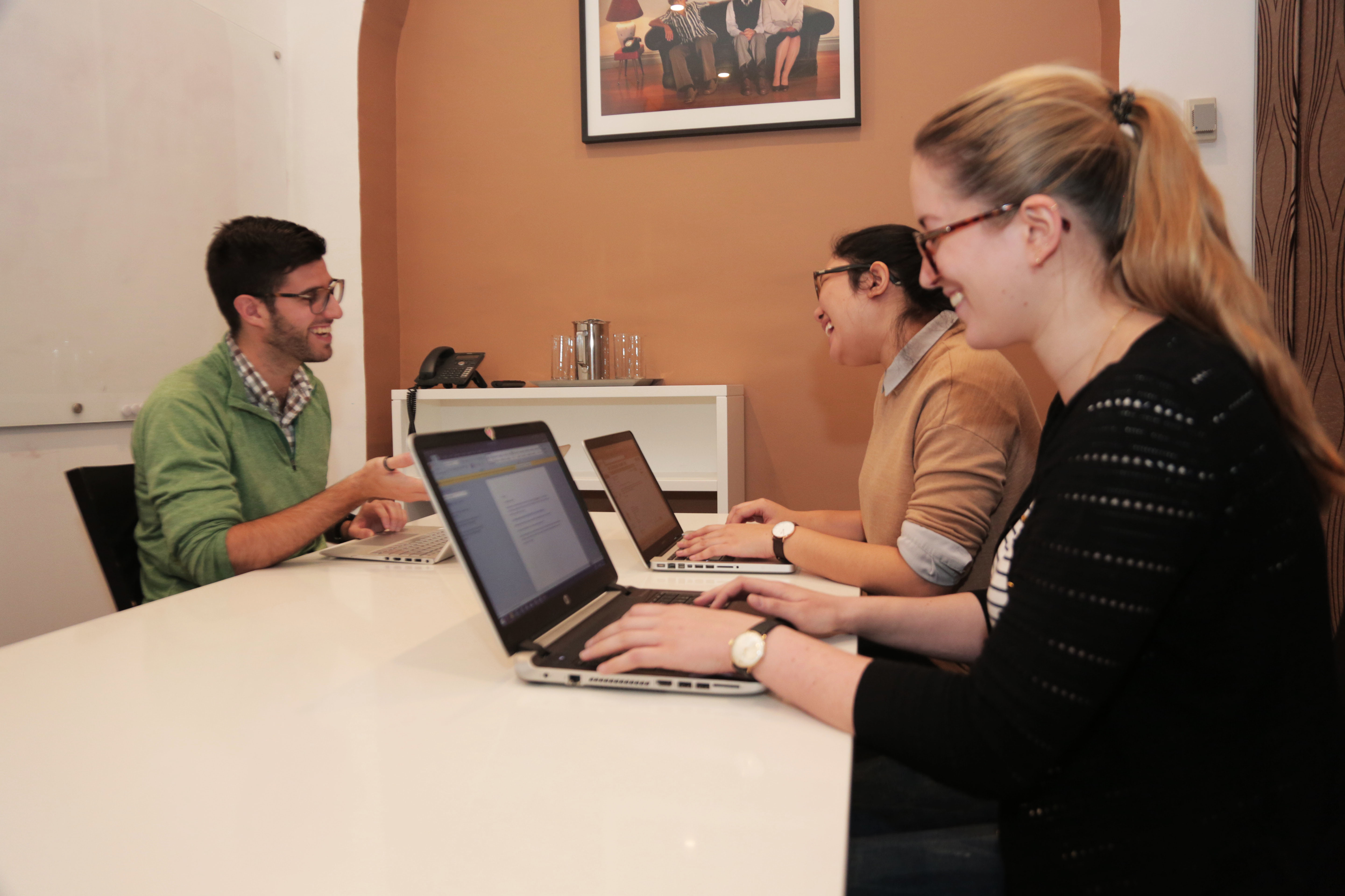 SME Cowork Dedicated Desk SME Cowork Dedicated Desk