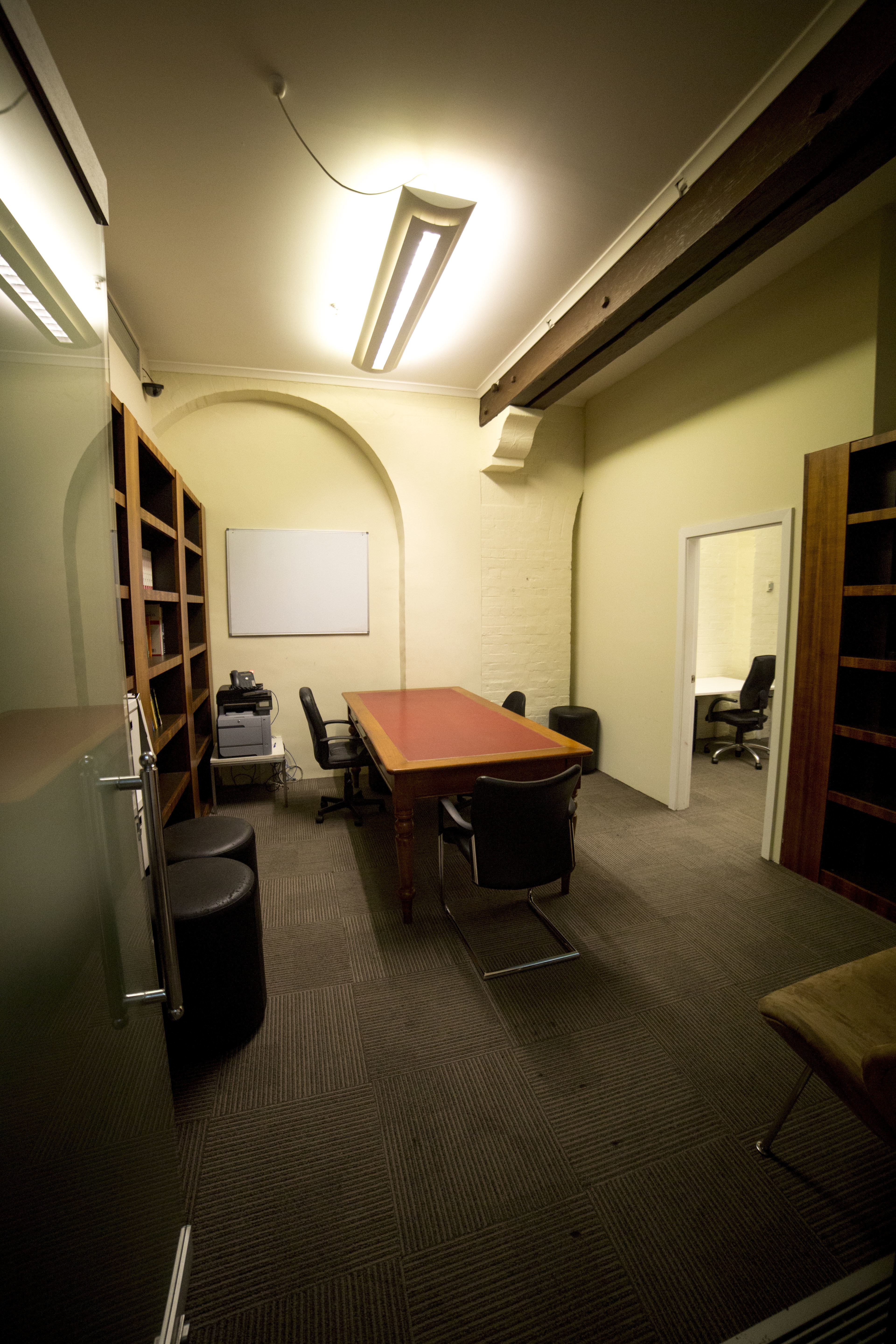 Private office and meeting room. Private office and meeting room.