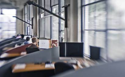 Desk in Railtown at 611 Alexander Street Desk in Railtown at 611 Alexander Street
