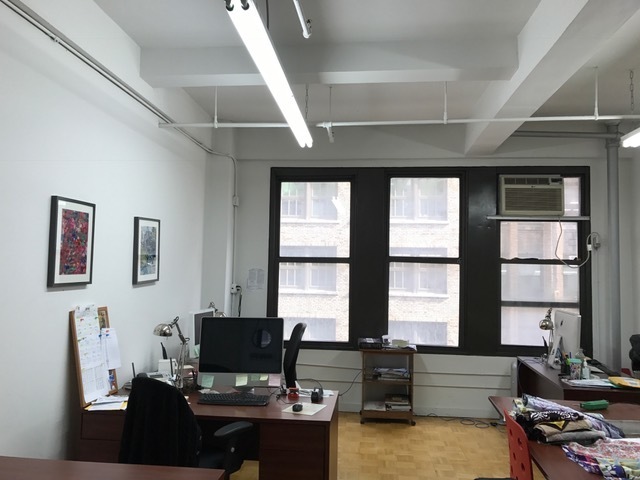 2 desks available for rent 