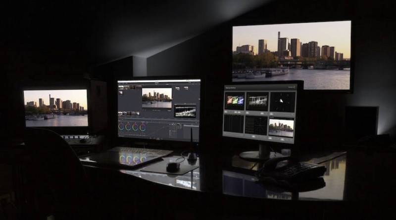 Artisan Hub - Desks and Office Spaces for Film/Media/Graphic/Games Professionals