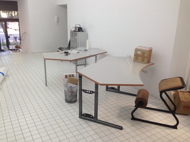 Desks near Potsdamer strasse!