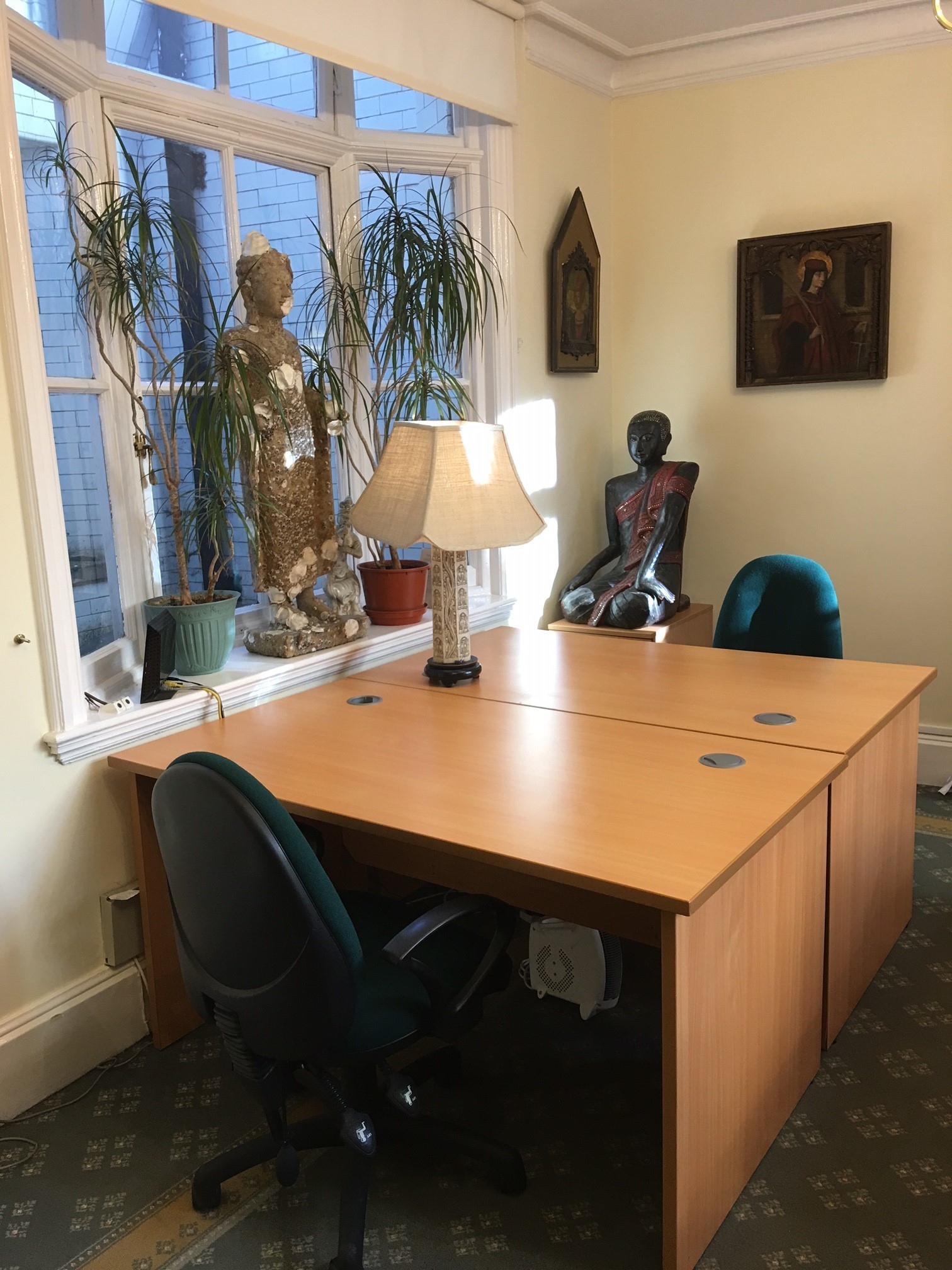 Professional Desk Space to Rent, City of London 