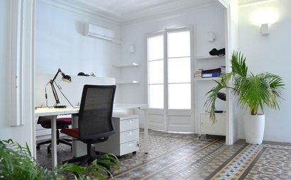 Daily coworking desk Daily coworking desk