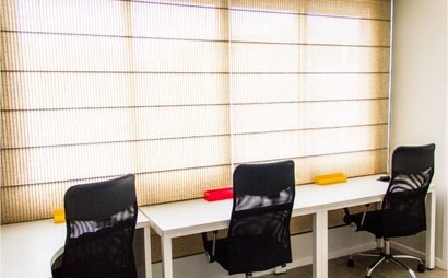 Coworking & Meeting Rooms Coworking & Meeting Rooms