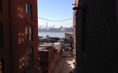 Flexible Shared Desk Space or Shared Warehouse Space (skateboarding kiddo not included) Flexible Shared Desk Space or Shared Warehouse Space (skateboarding kiddo not included)