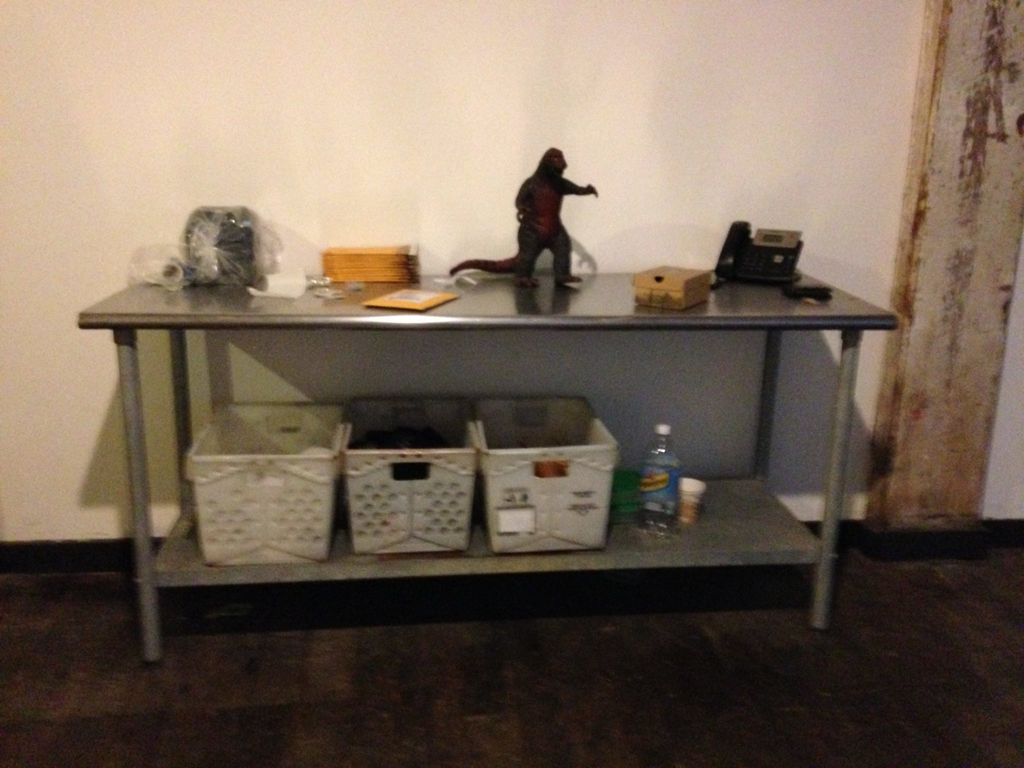 Flexible Shared Desk Space or Shared Warehouse Space (skateboarding kiddo not included) Flexible Shared Desk Space or Shared Warehouse Space (skateboarding kiddo not included)