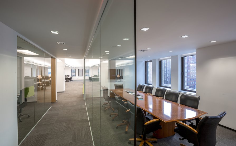 Dedicated Workstations in Spacious Modern Suite with Perks Dedicated Workstations in Spacious Modern Suite with Perks