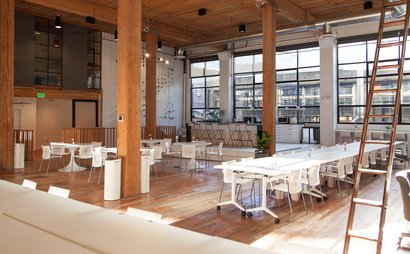 Floating Desk- Daily Floating Desk- Daily