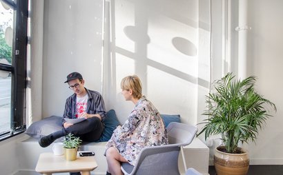 Work Place - Hotdesking Work Place - Hotdesking