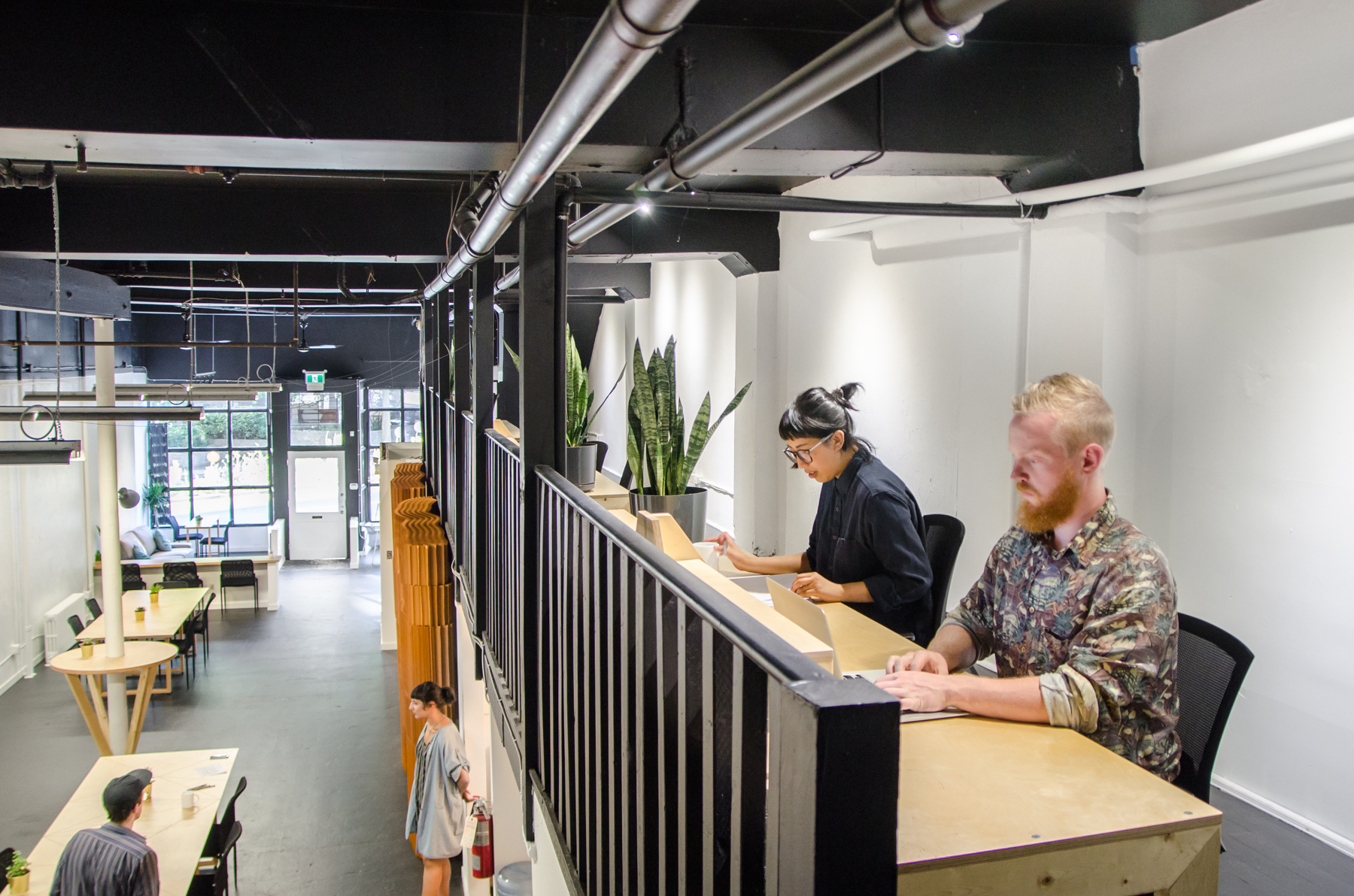 Work Place - Hotdesking