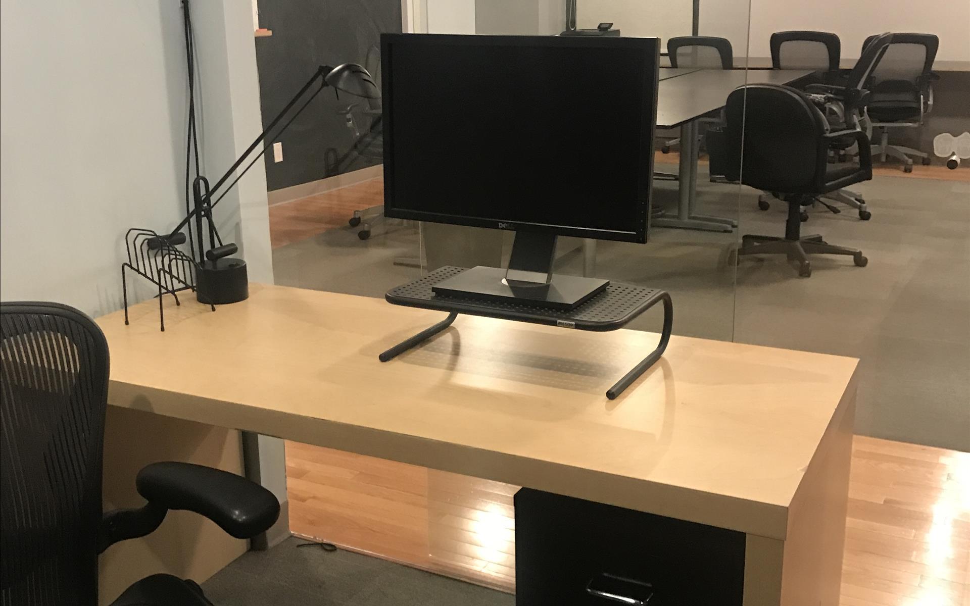 Single Person Office Single Person Office
