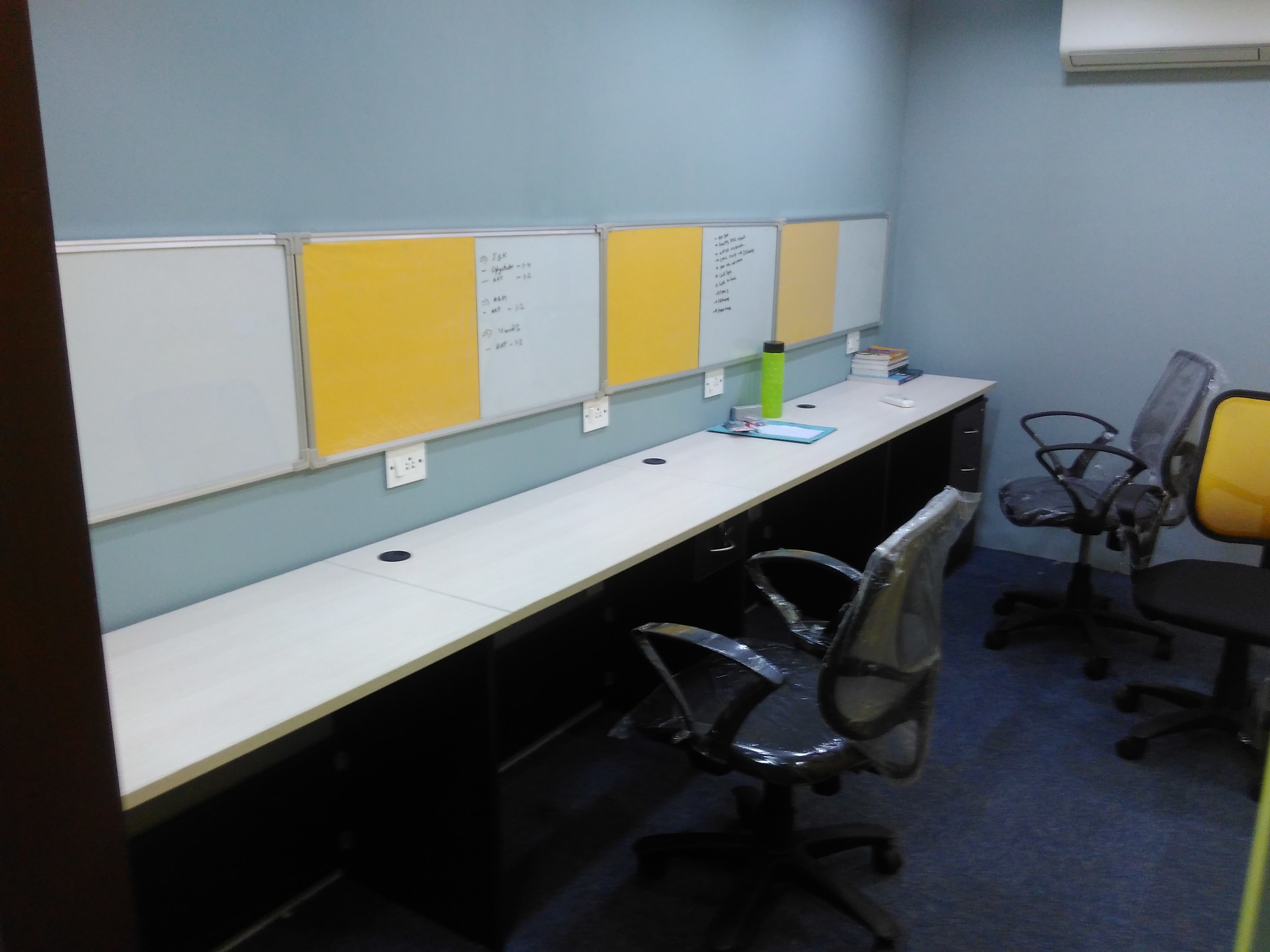 Apurv Aggarwal Desks Near Me