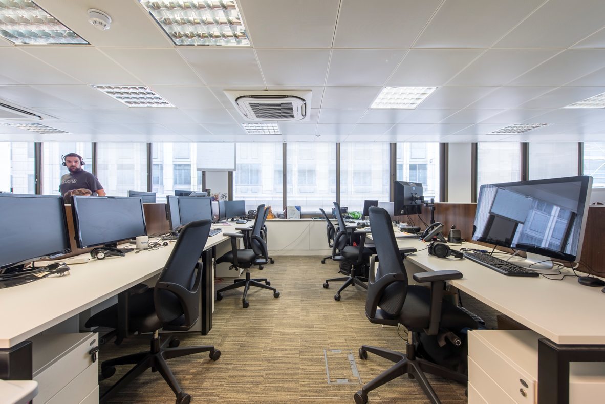 Up to 17 x Serviced Desk Spaces Newly Refurbished in Moorgate Up to 17 x Serviced Desk Spaces Newly Refurbished in Moorgate