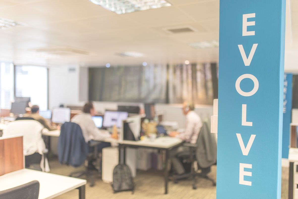 Up to 17 x Serviced Desk Spaces Newly Refurbished in Moorgate Up to 17 x Serviced Desk Spaces Newly Refurbished in Moorgate