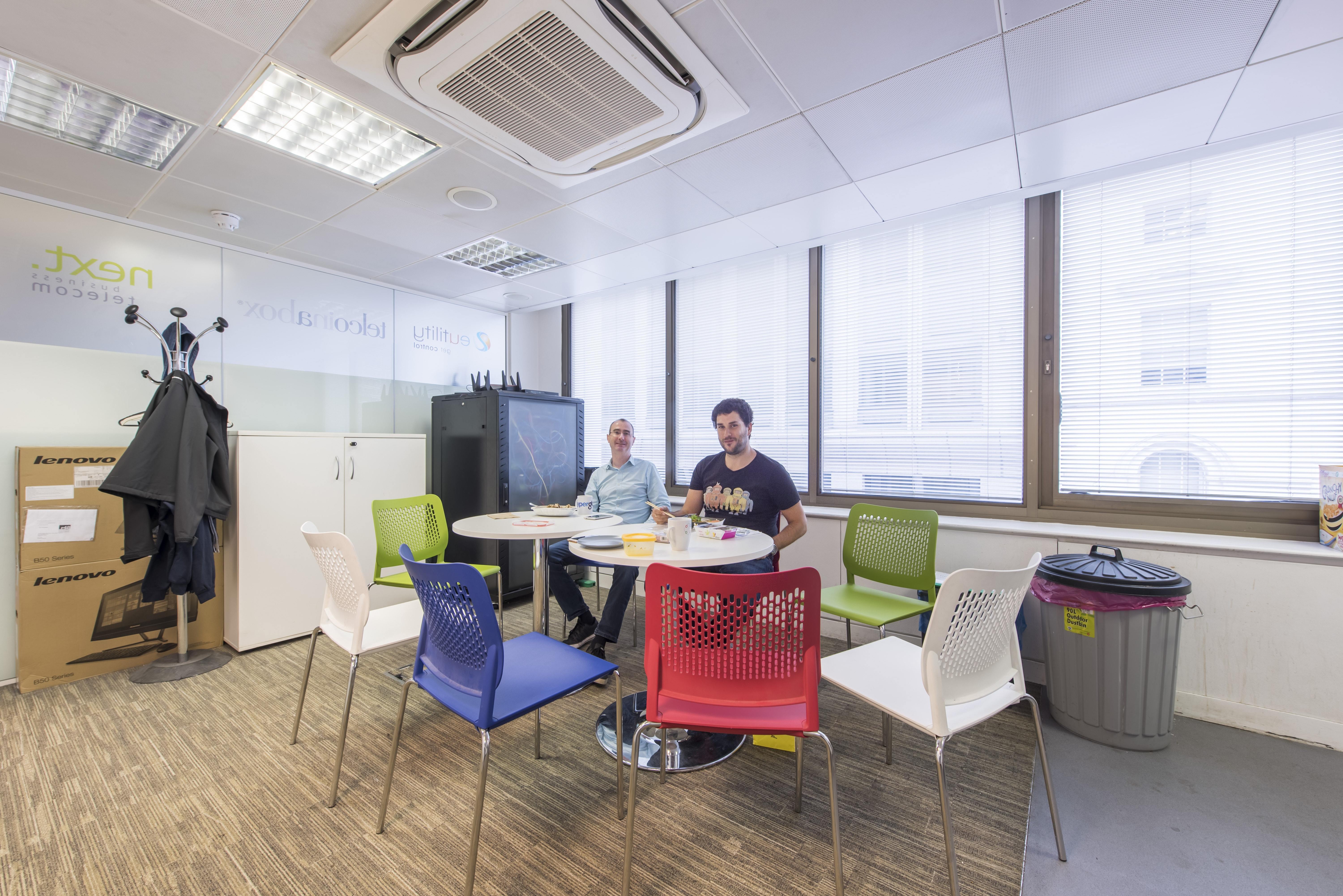 Up to 17 x Serviced Desk Spaces Newly Refurbished in Moorgate Up to 17 x Serviced Desk Spaces Newly Refurbished in Moorgate