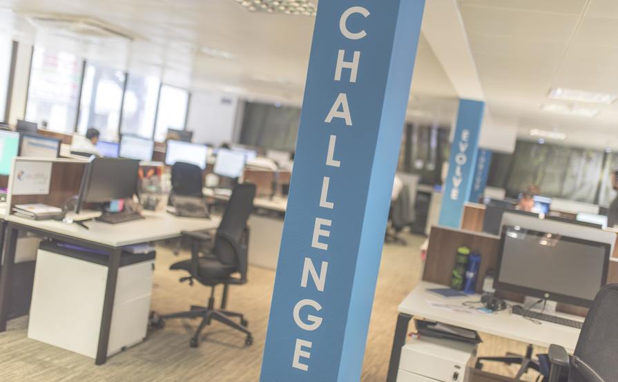 Up to 17 x Serviced Desk Spaces Newly Refurbished in Moorgate Up to 17 x Serviced Desk Spaces Newly Refurbished in Moorgate
