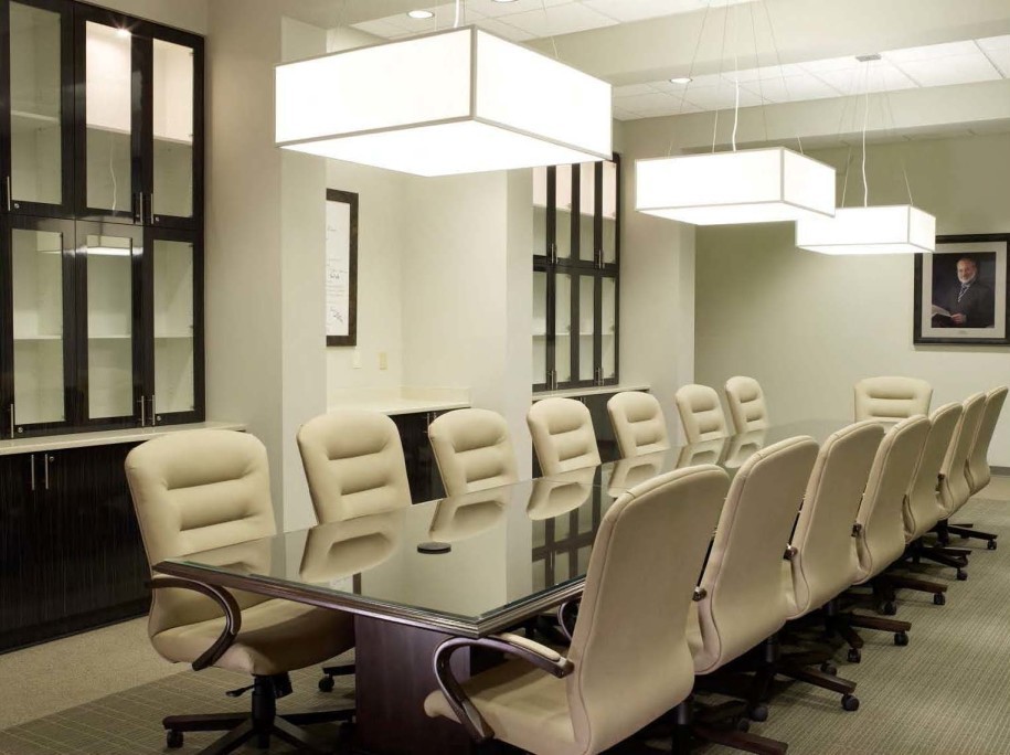 12 Person Conference Room / Boardroom