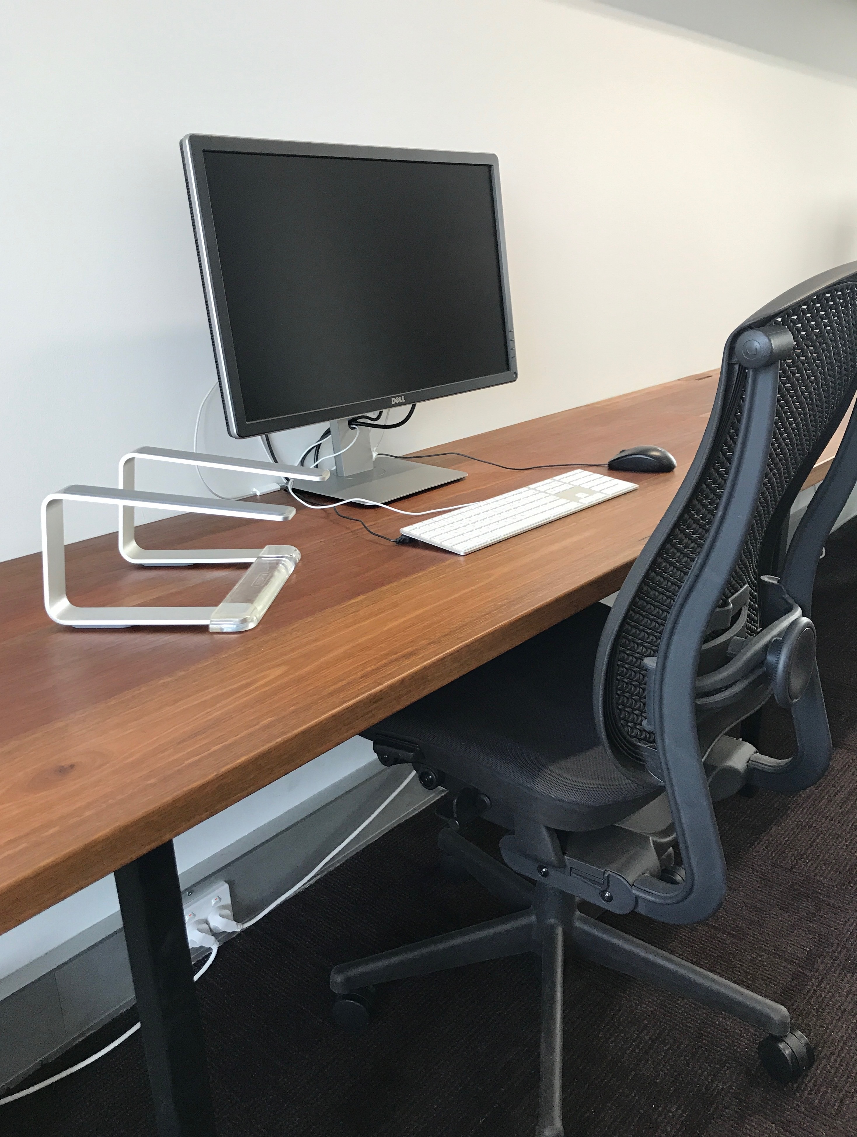 Dedicated Desk (with equipment) Desks Near Me