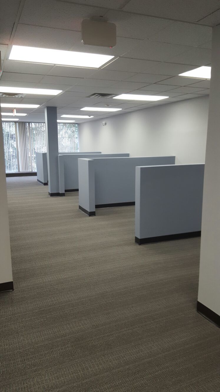 Dedicated desk/workstation Dedicated desk/workstation