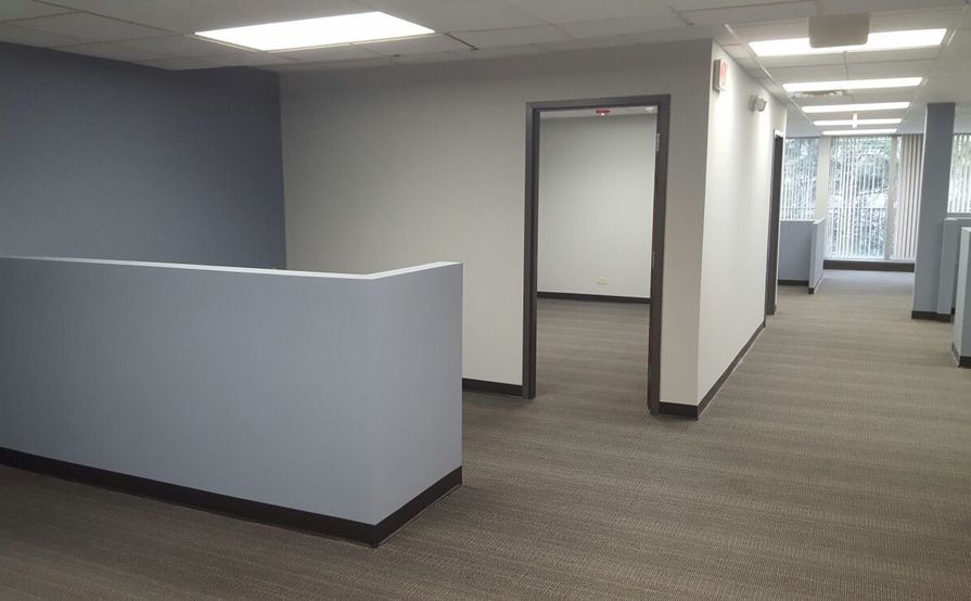 Dedicated desk/workstation Dedicated desk/workstation