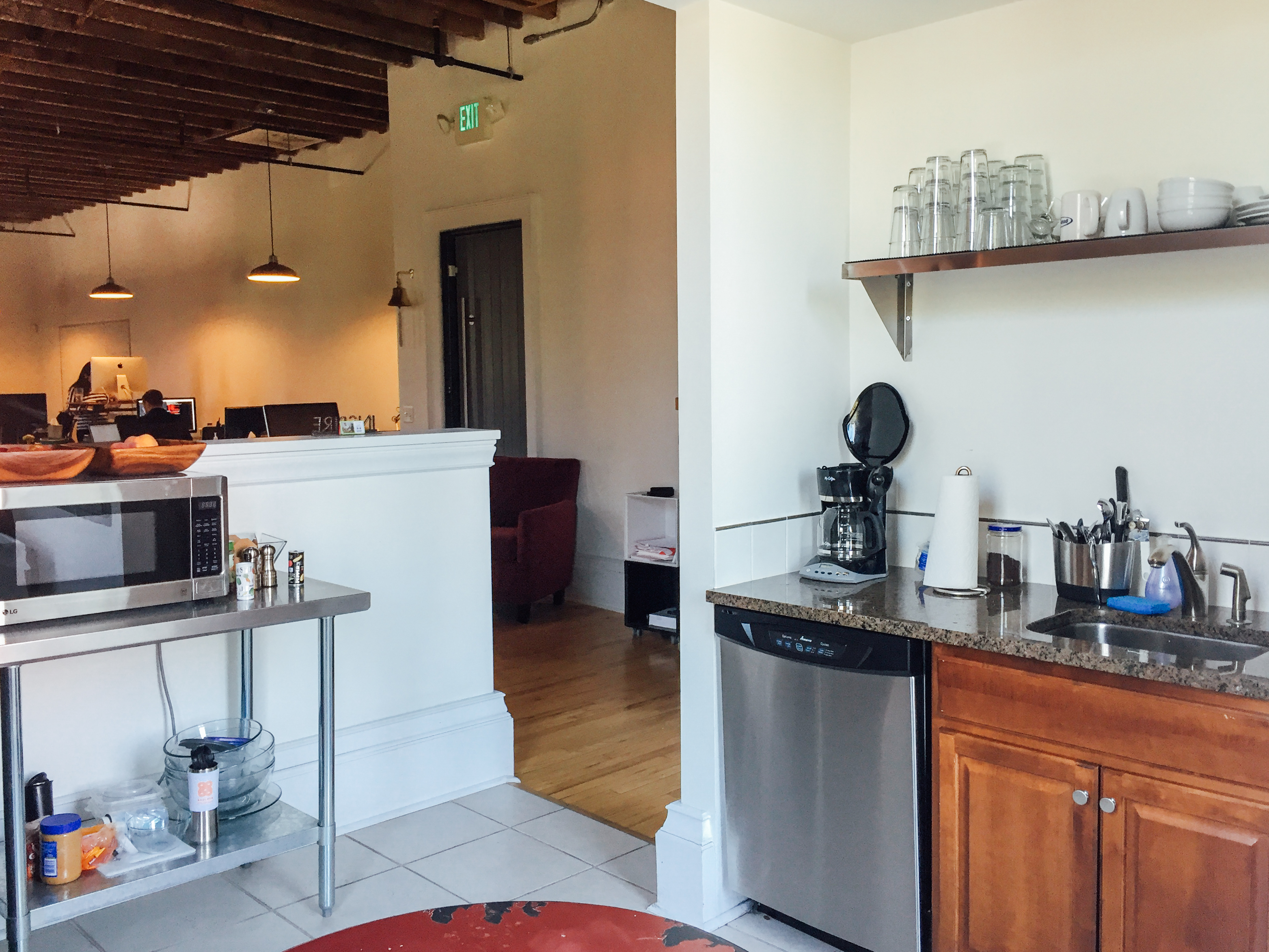 Fully Furnished Modern Office Space  Fully Furnished Modern Office Space