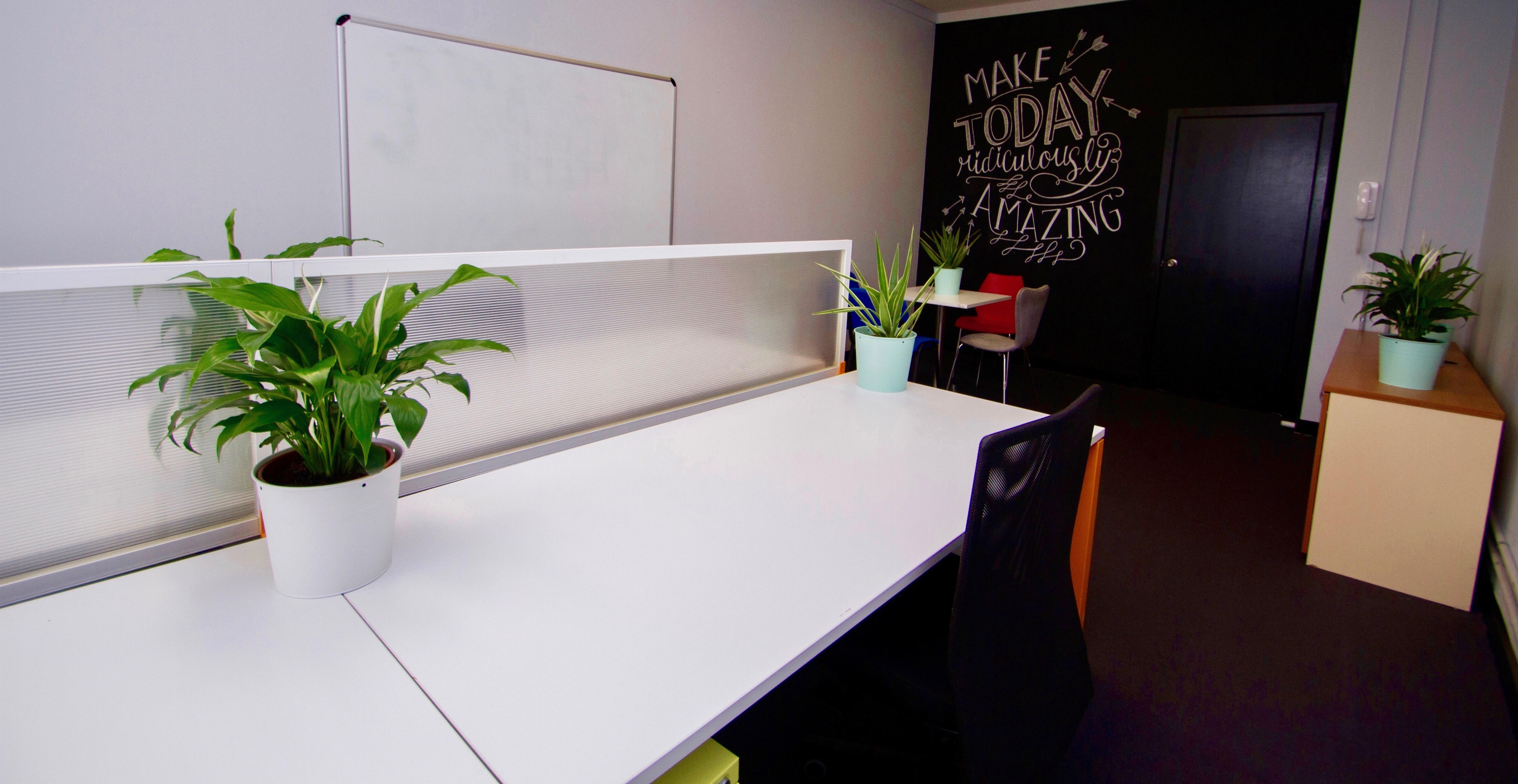 Private Office for 6 People 