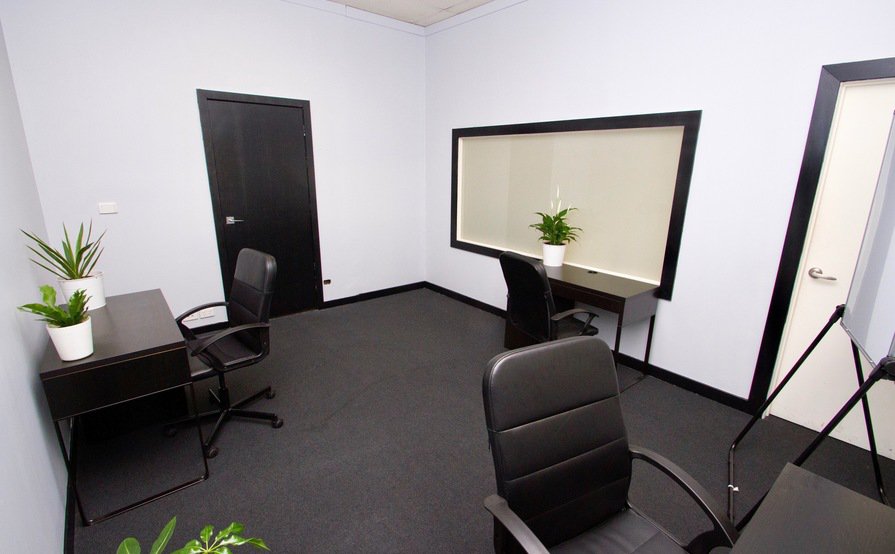 Private Office for 3 People