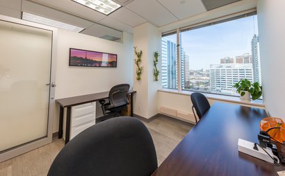 Office for 3 Office for 3