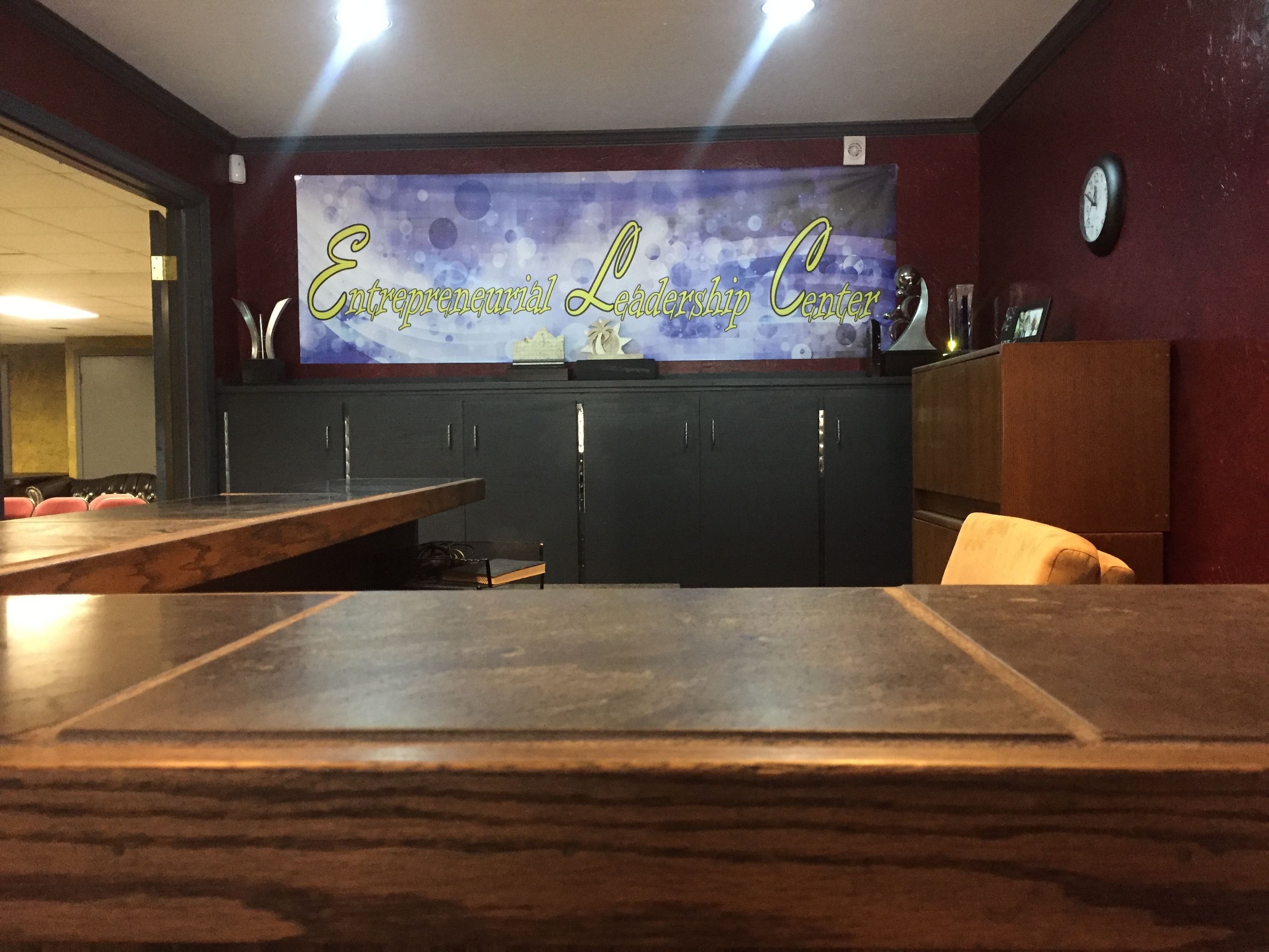 Monthly Terms Executive Office Space / Suites / Meeting Room Usage