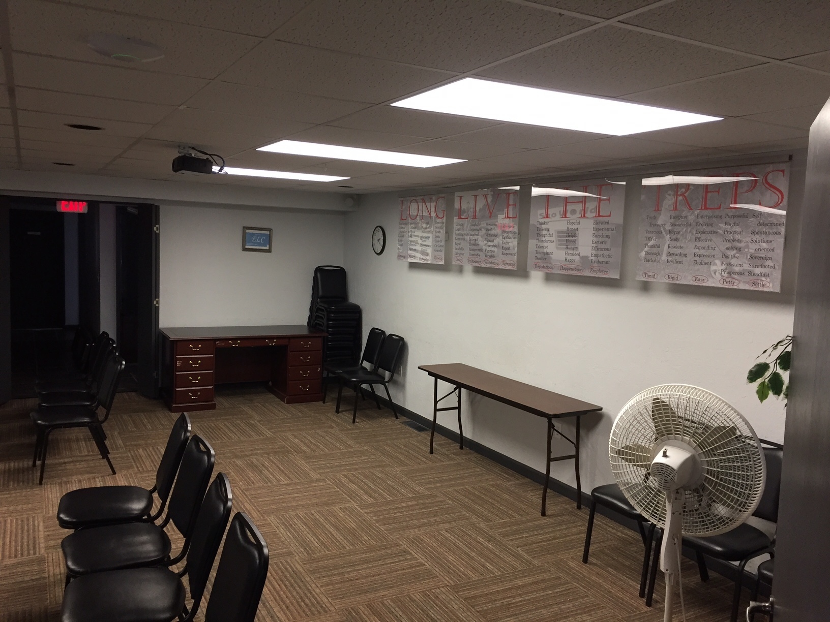 Monthly Terms Executive Office Space / Suites / Meeting Room Usage