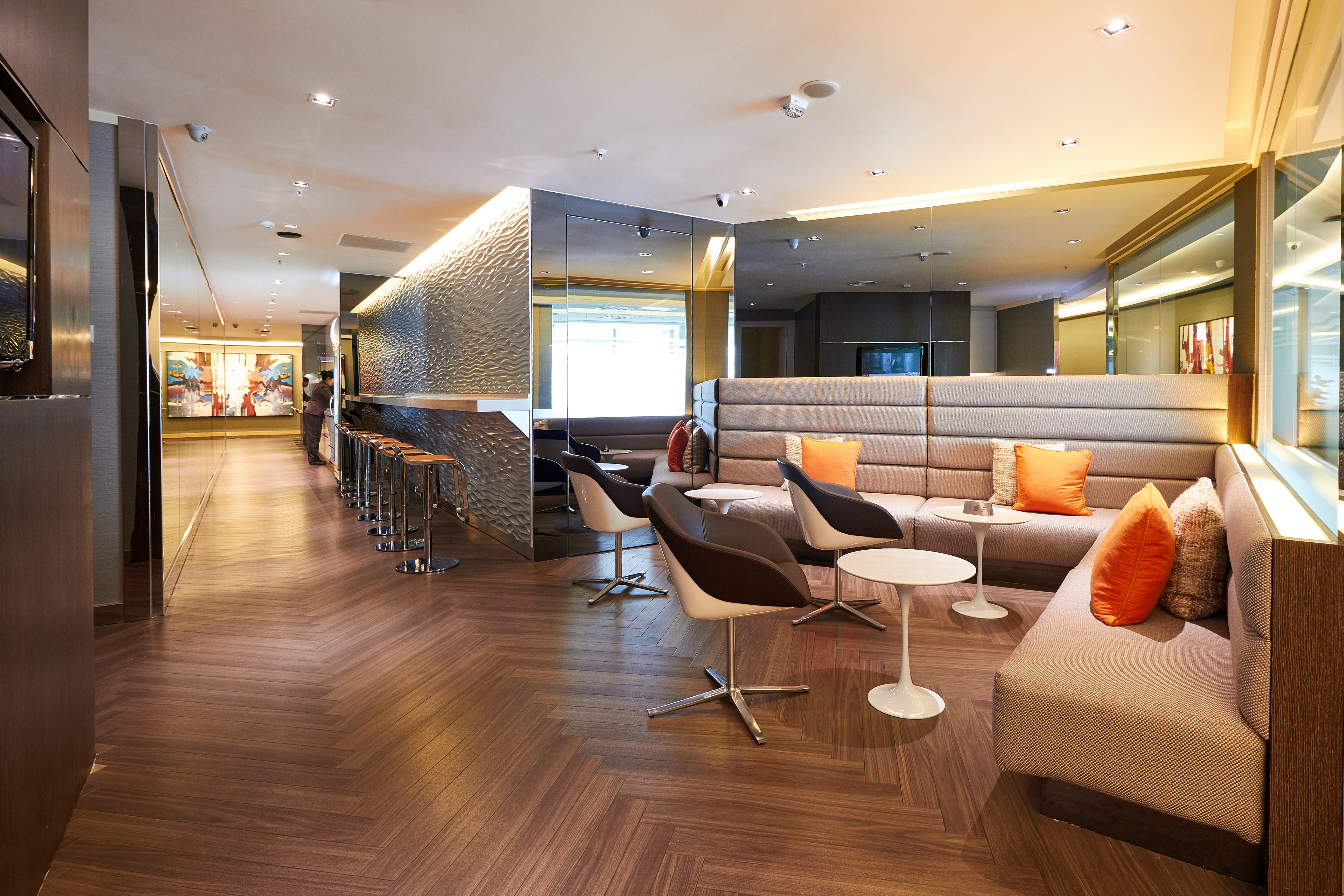 Executive Office Space, Menara Maxis