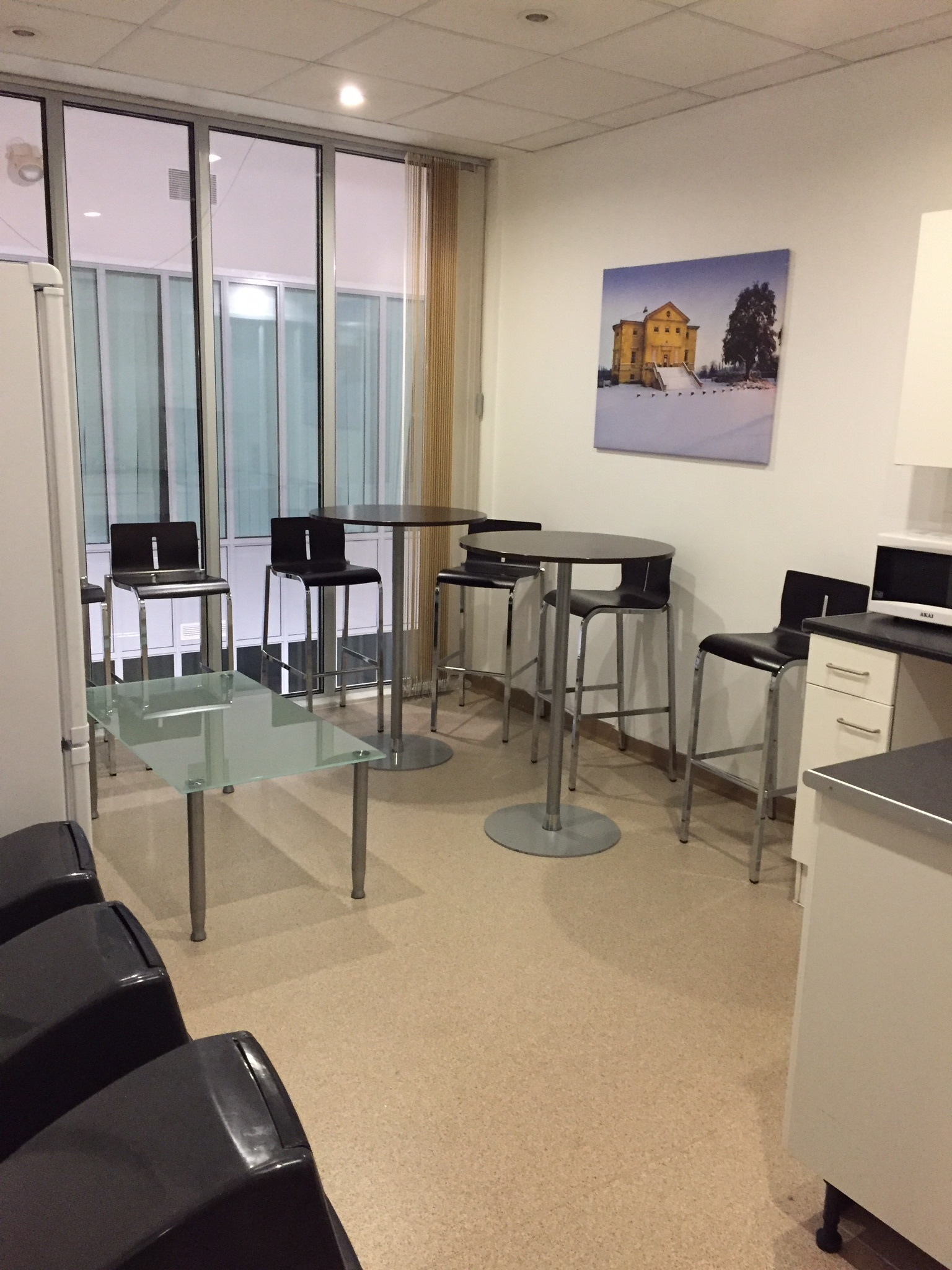 Office Share (Huge Space & Furnished) Office Share (Huge Space & Furnished)