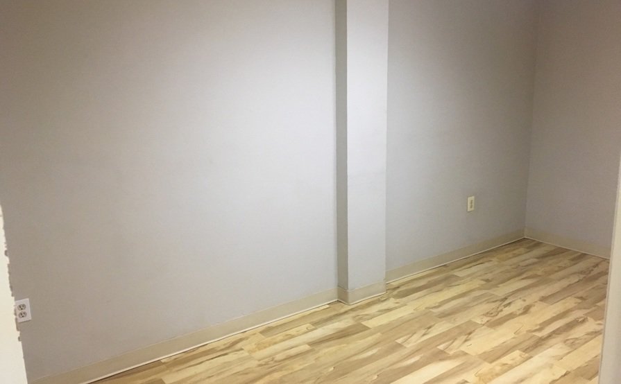 700 A Month High End Spa Salon Room For Rent Desks Near Me