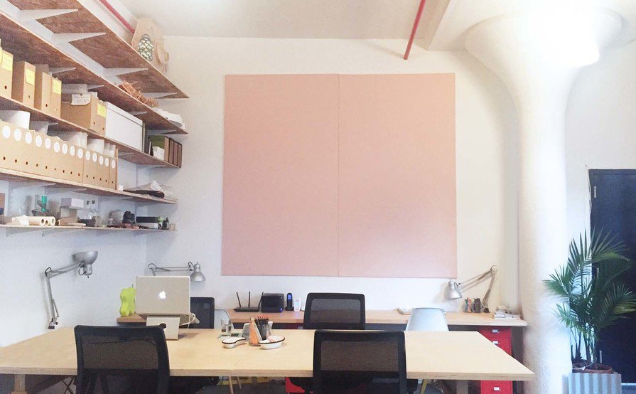 Bright and spacious industrial loft studio Bright and spacious industrial loft studio