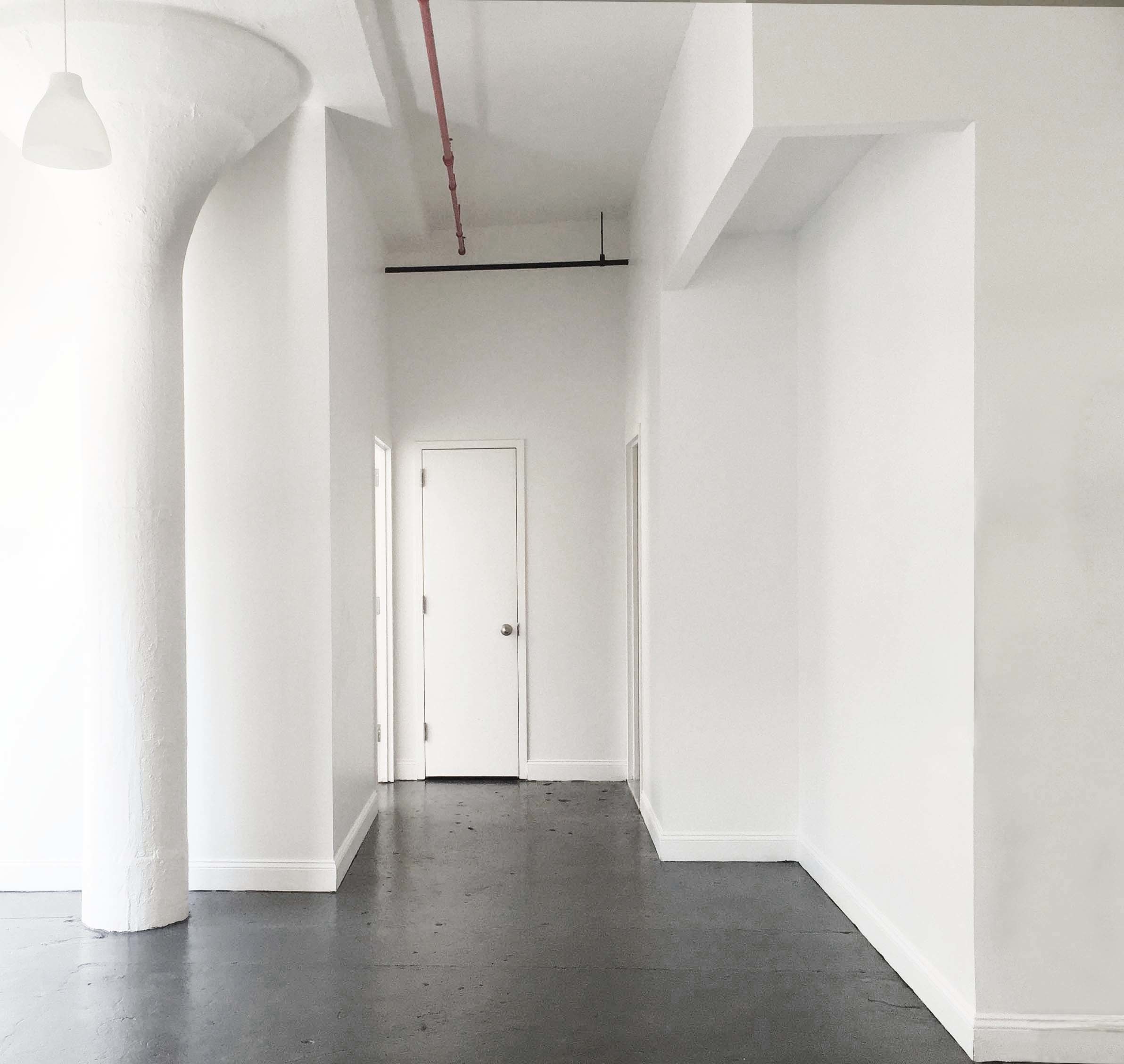 Bright and spacious industrial loft studio