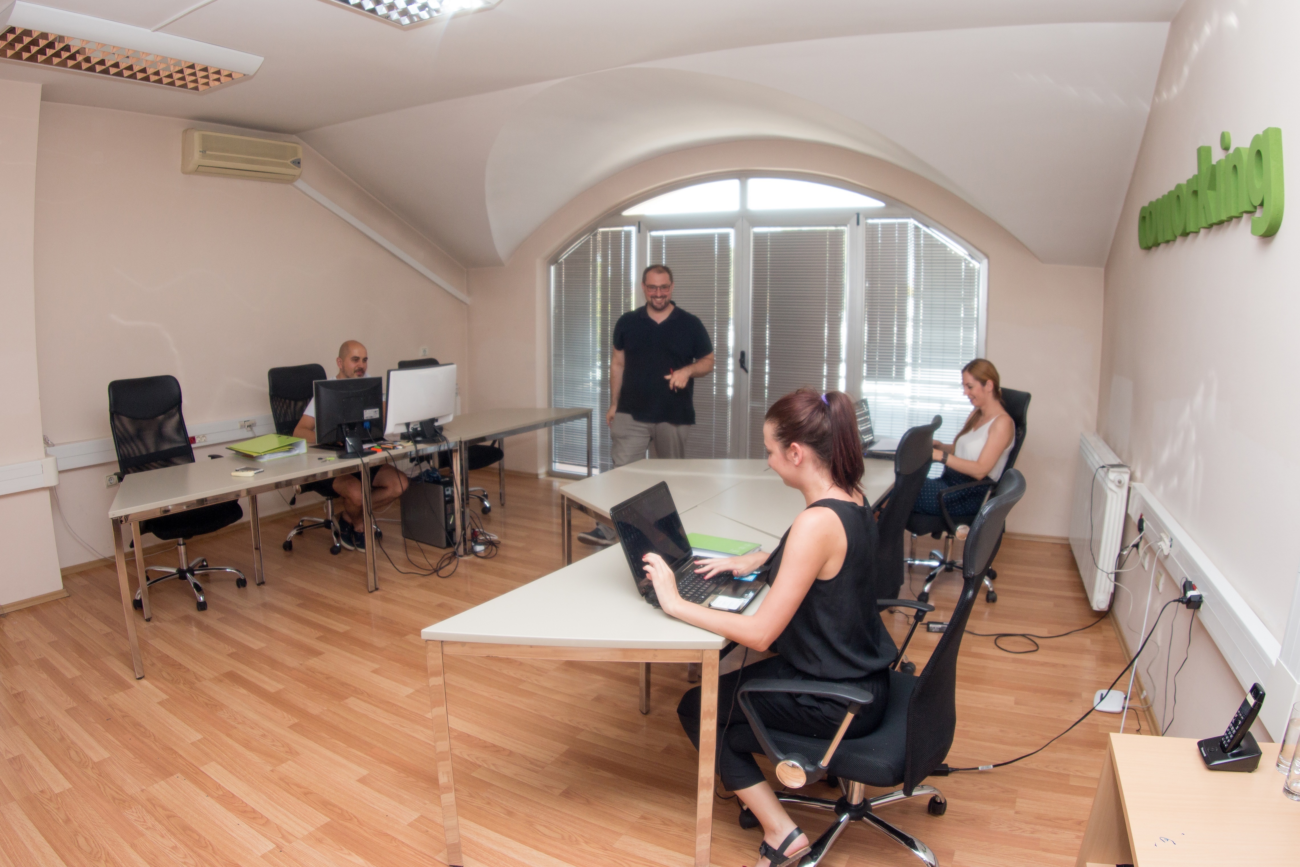 1st Coworking 1st Coworking