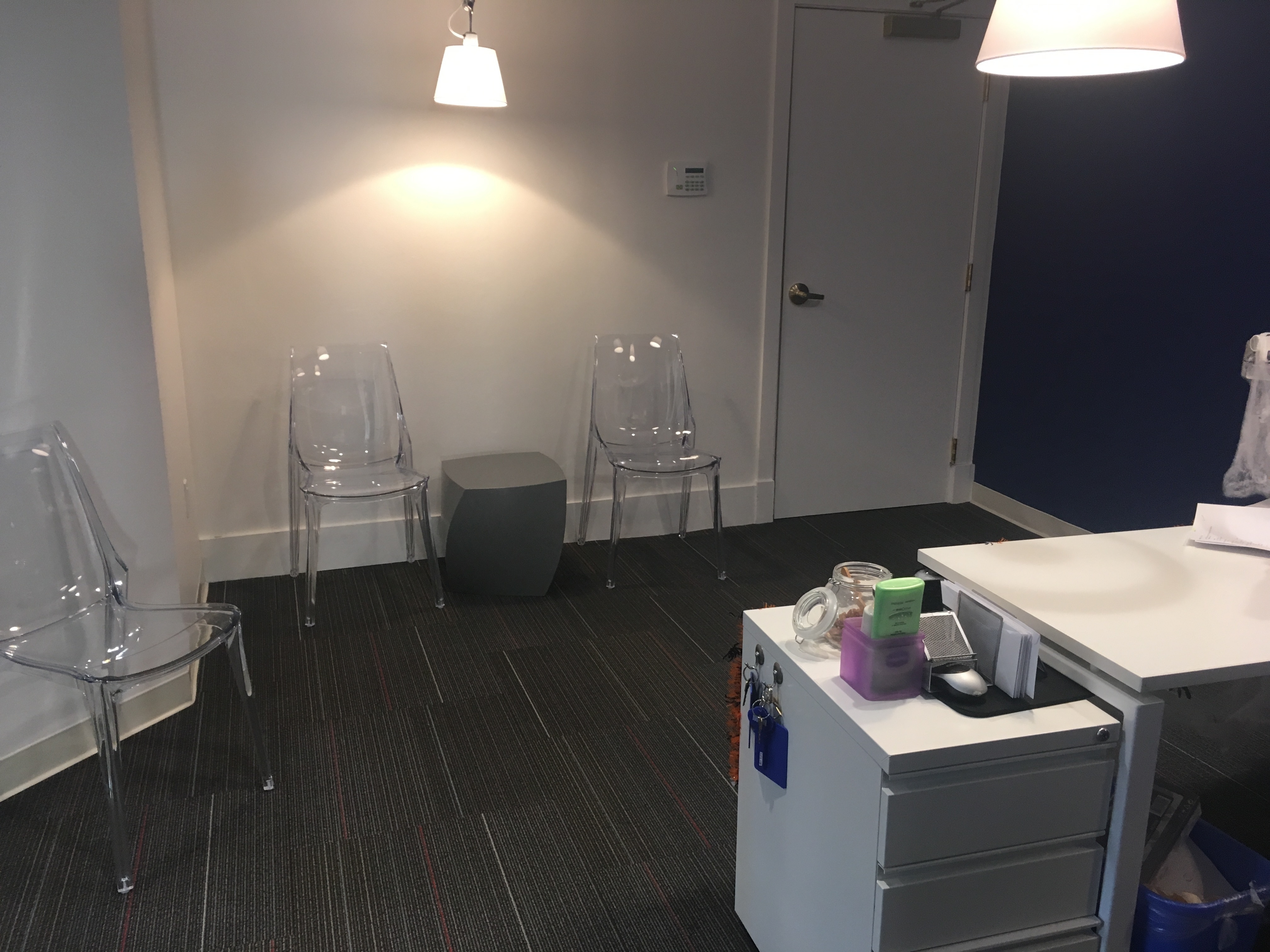 Quad Desk Monthly Rentals