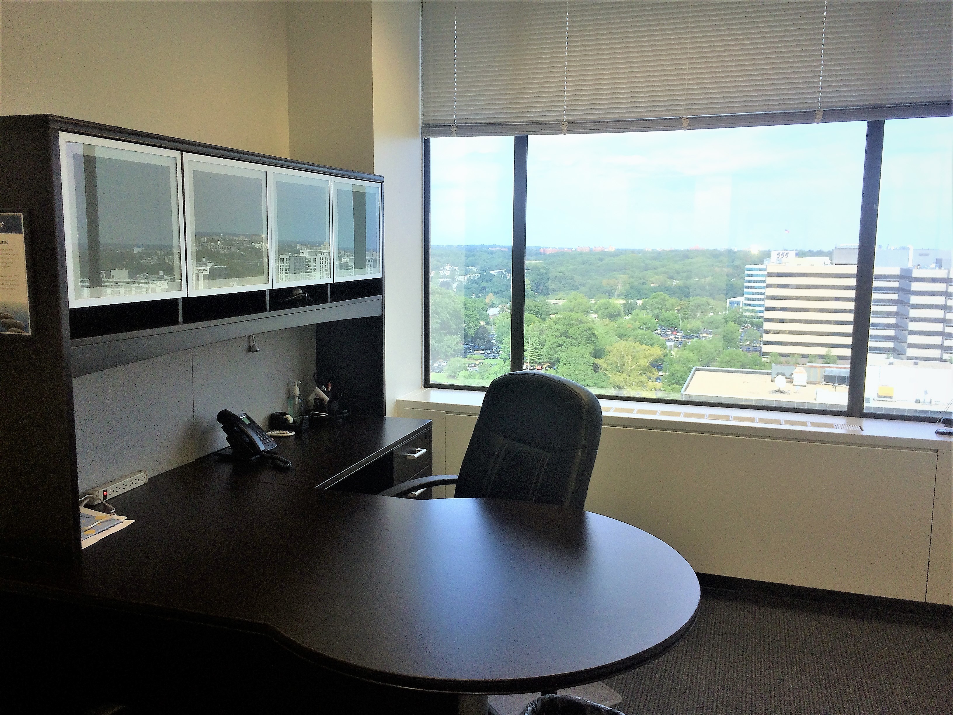 Private office for 1