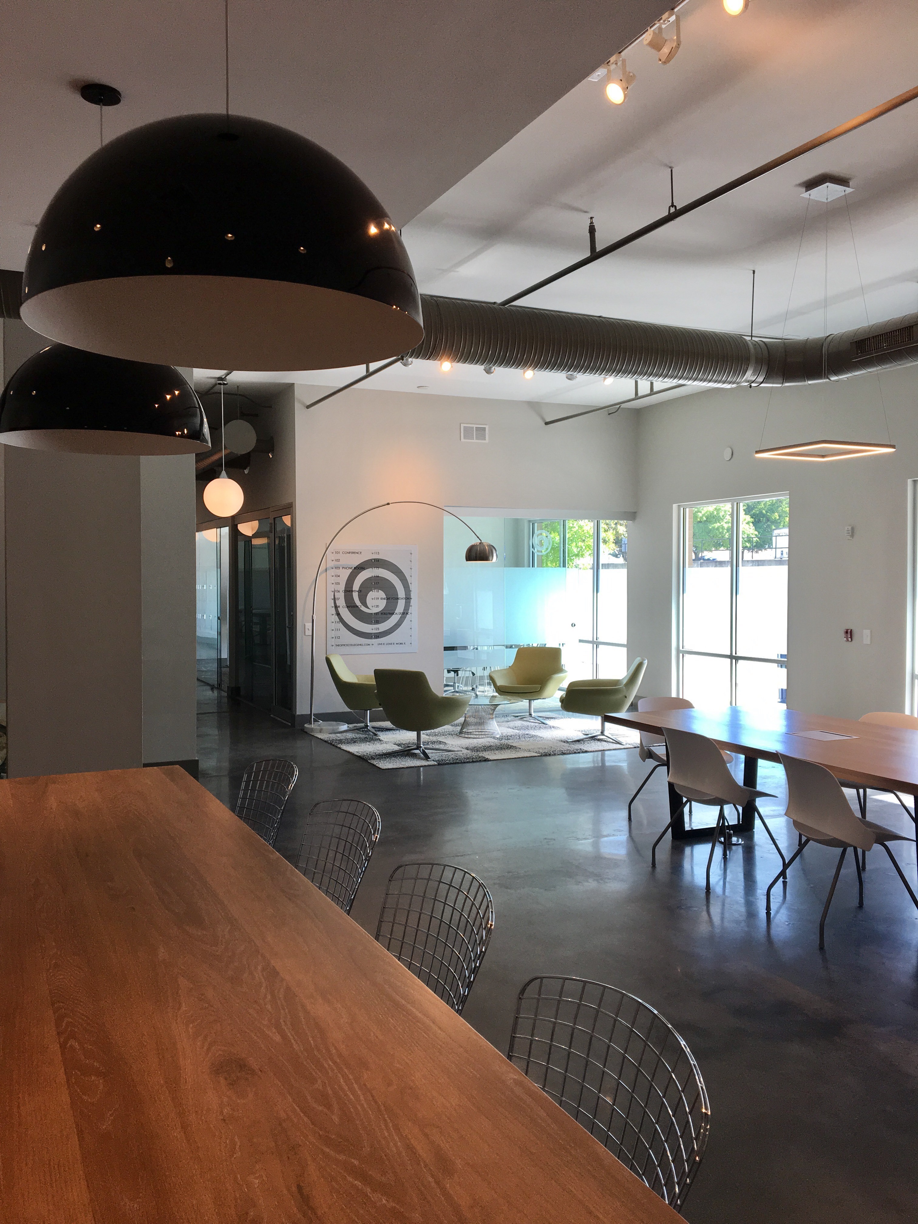 THE OFFICE AT COLLEGE HILL