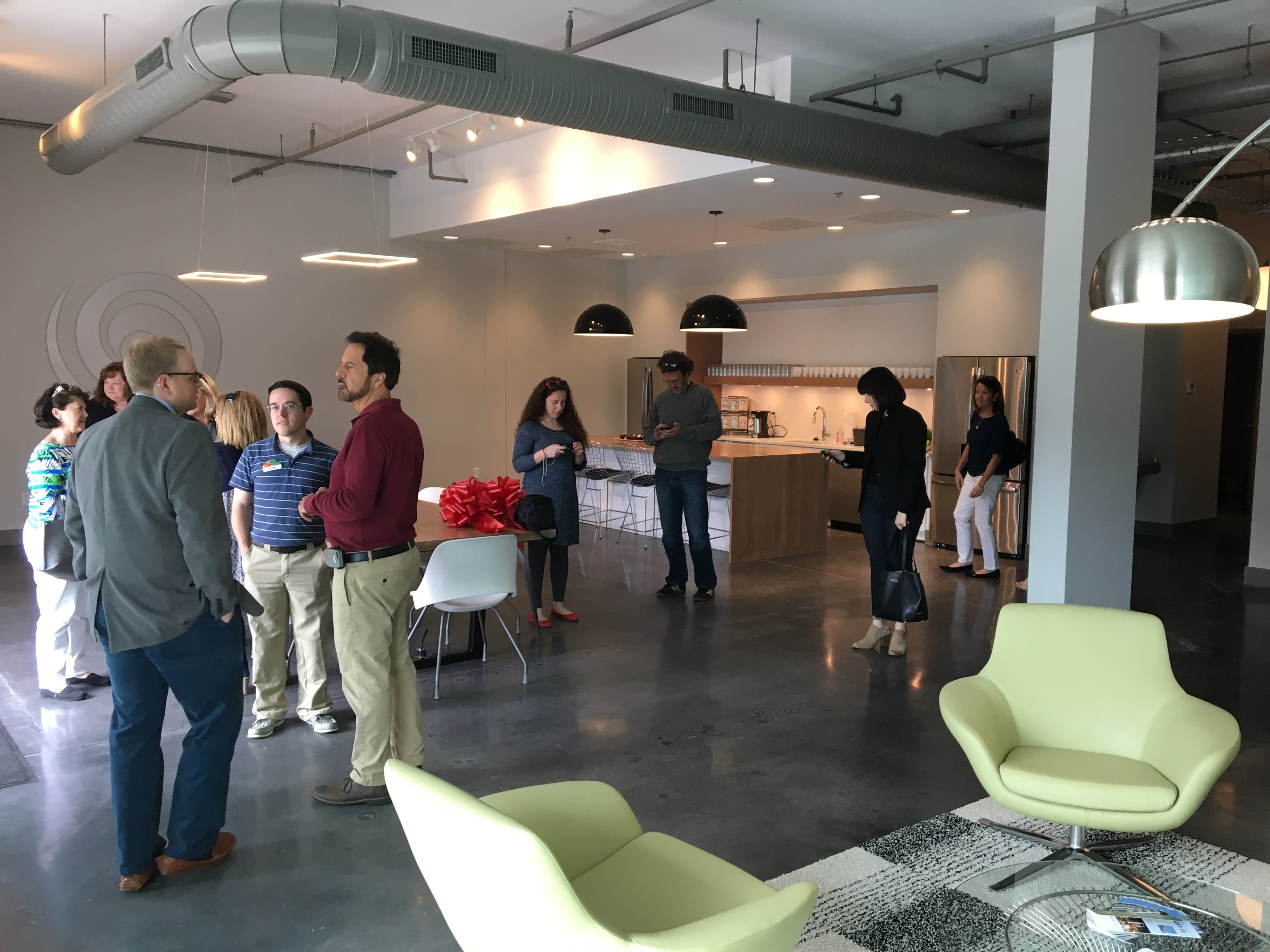 THE OFFICE AT COLLEGE HILL