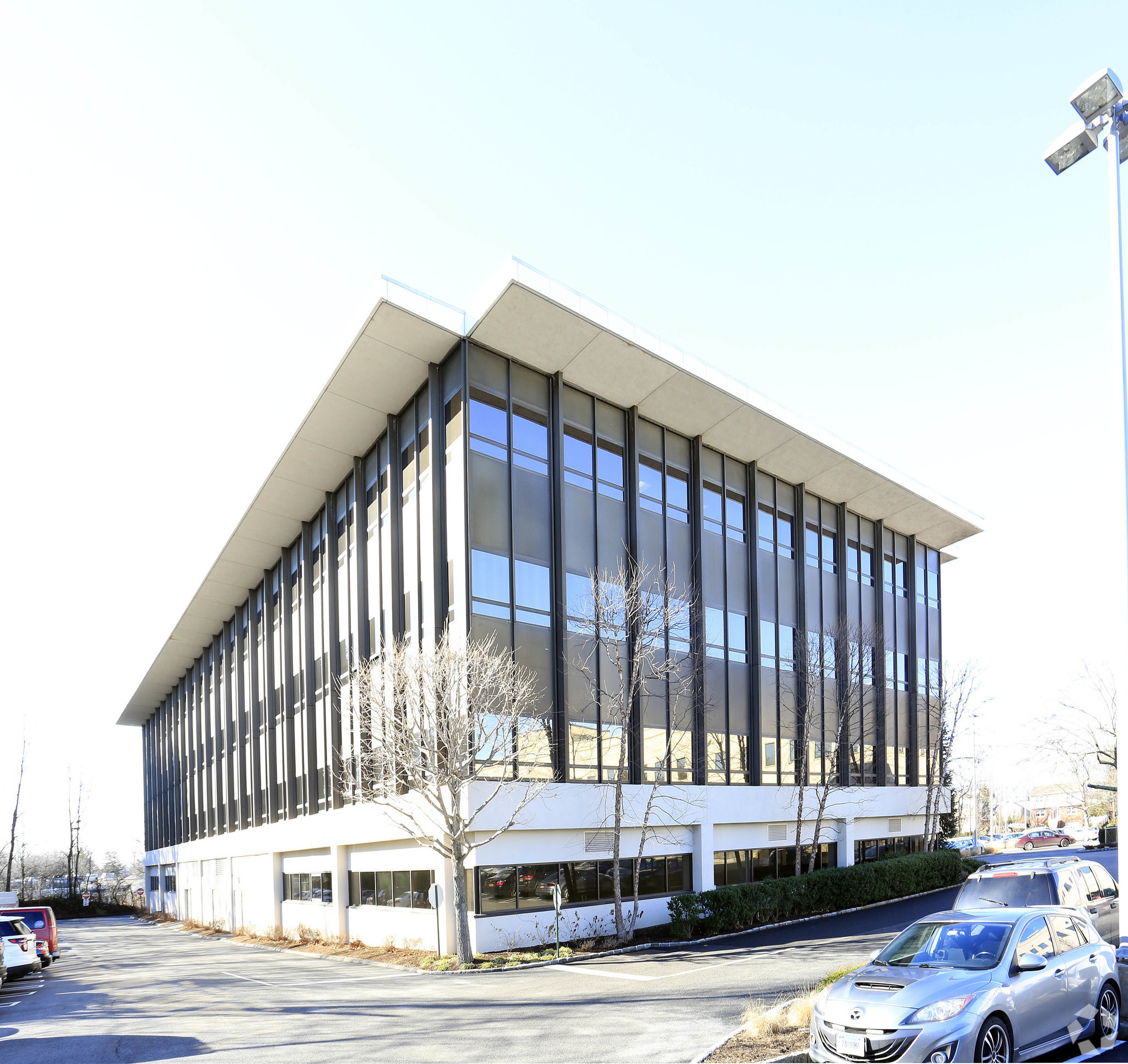 1-5 Penthouse Offices - Vernon Hills Center - Scarsdale 1-5 Penthouse Offices - Vernon Hills Center - Scarsdale
