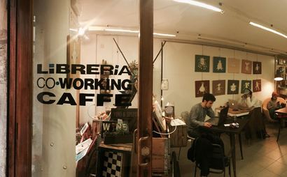 Sit 'N' Breakfast Sit 'N' Breakfast