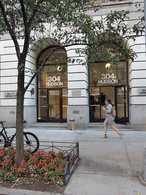 HUDSON SQUARE OFFICE SHARE. HUDSON SQUARE OFFICE SHARE.