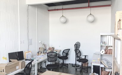 Mix of open and private spaces with dedicated desk at Brooklyn Navy Yards! Mix of open and private spaces with dedicated desk at Brooklyn Navy Yards!
