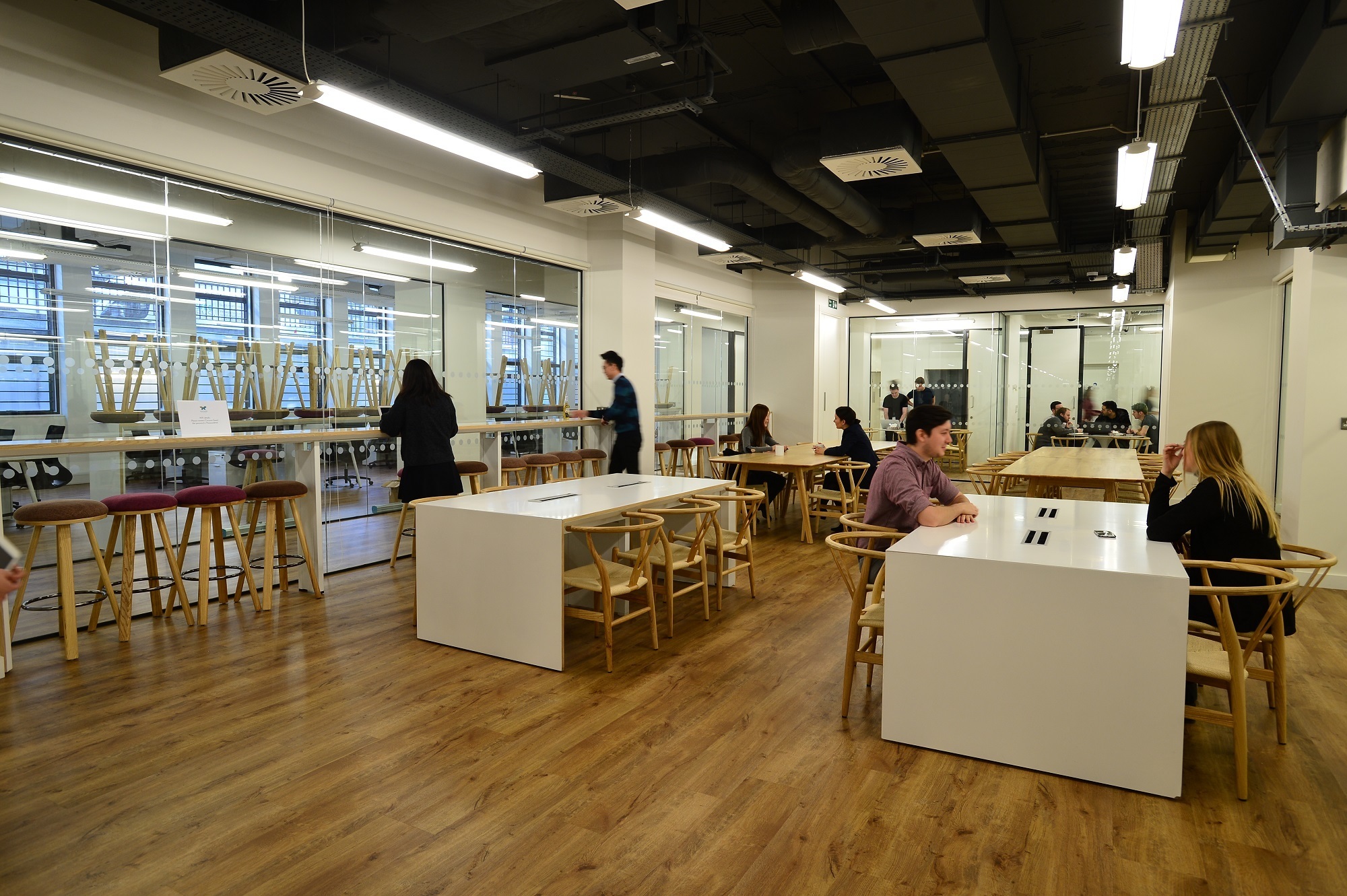 Cocoon Networks‘ Hot Desk’