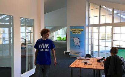 Spacious Desks with a great View for Teams and Freelancers Spacious Desks with a great View for Teams and Freelancers