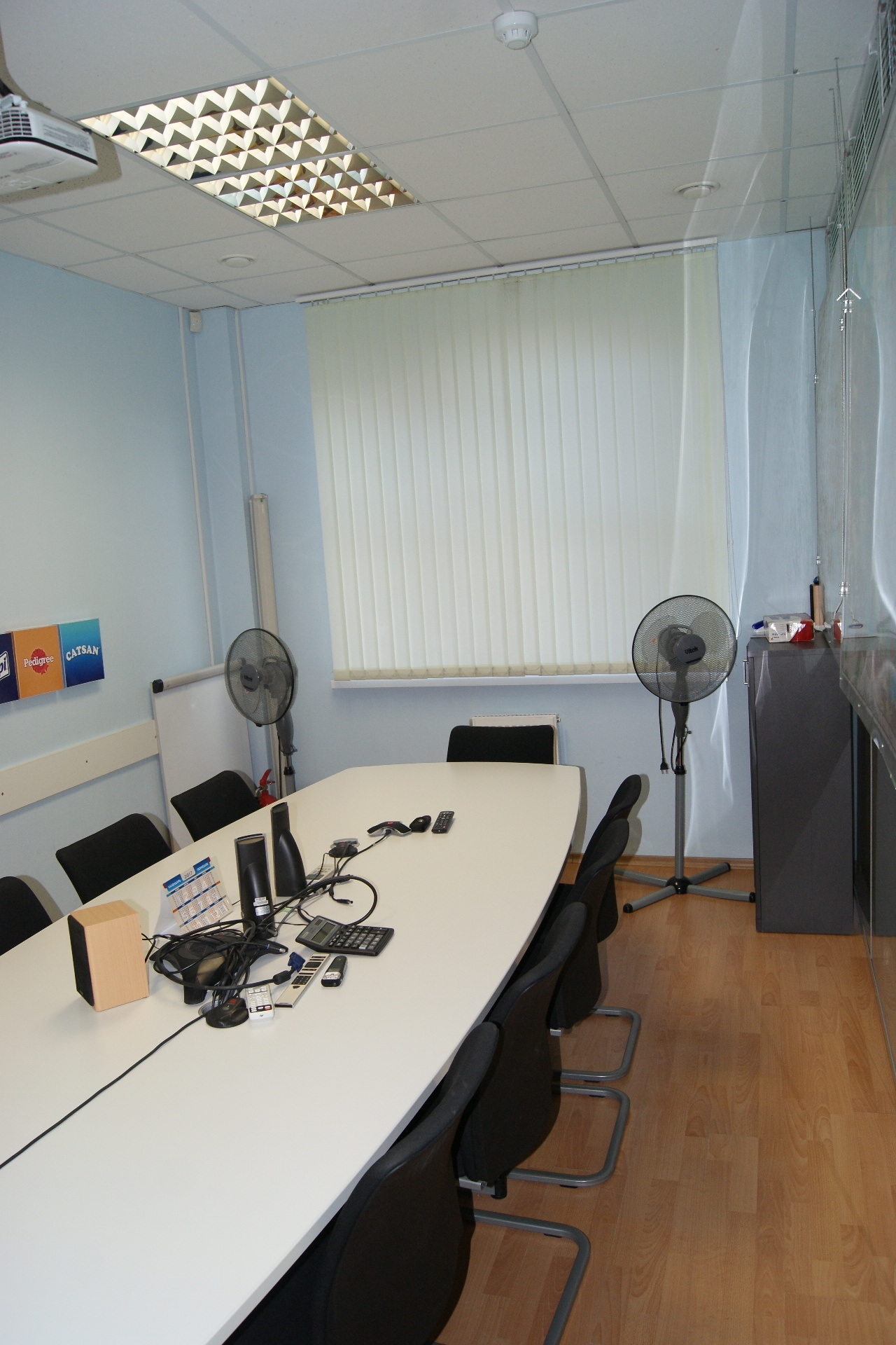 Коворкинг в бизнес центре Виктория Плаза